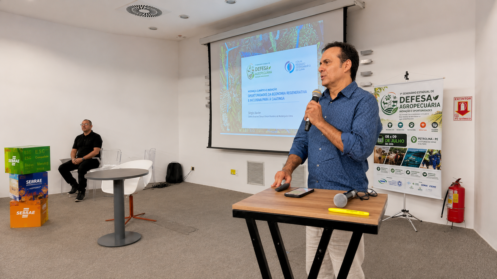 Palestrante Sérgio Xavier durante a palestra magna sobre sustentabilidade e ESG no agronegócio